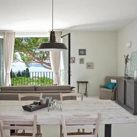 Beautiful In With Wifi Holiday home Lerici